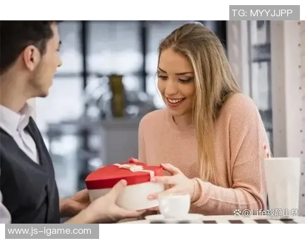 三分王弗神化身好男人：奖金给妻子买礼物或存起来