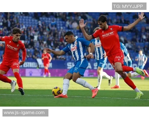 半场战报:西班牙人0-0奥萨苏纳 半场战报:西班牙人0-0奥萨苏纳