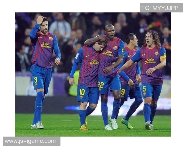 普约尔踢这种全明星赛都这么投入：从舞台到日常的职业精神软文